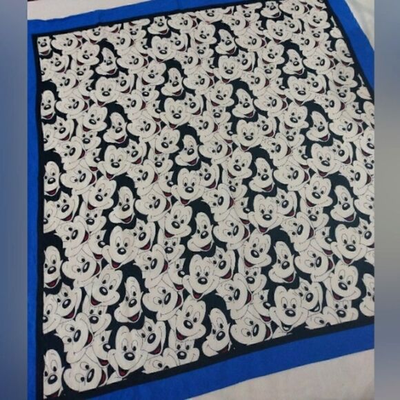 Mickey Mouse Disney 💯 Silk Scarf Square Neck Scarf EUC Vintage - Picture 9 of 13